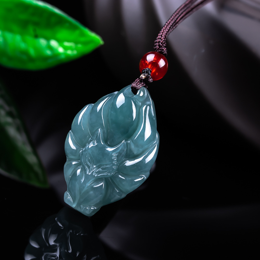 Natural Burmese Jadeite Fox Pe - огляд і ціна Cocktail Shaker Set
